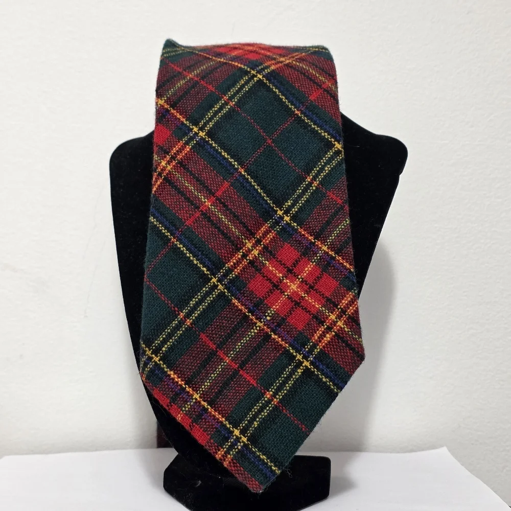 Vintage 70's Plaid Tartan Tie Green Red Yellow
